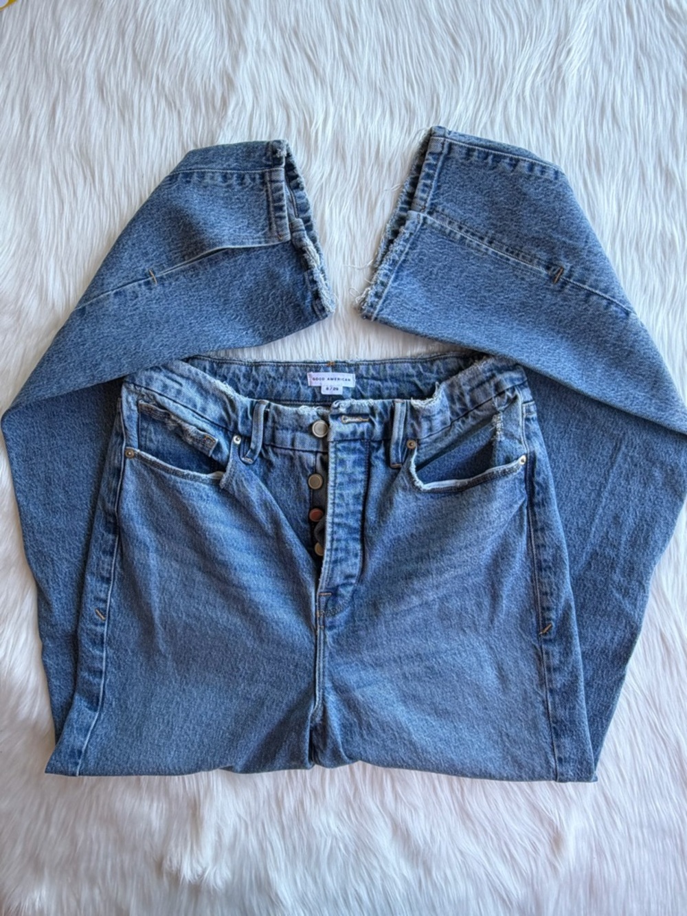 Good American High Rise Button Fly Raw Hem Distressed Jeans Size 8/29 Light Wash - Picture 4 of 9